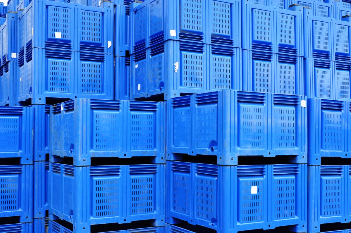 Stacking Racks & Bulk Containers