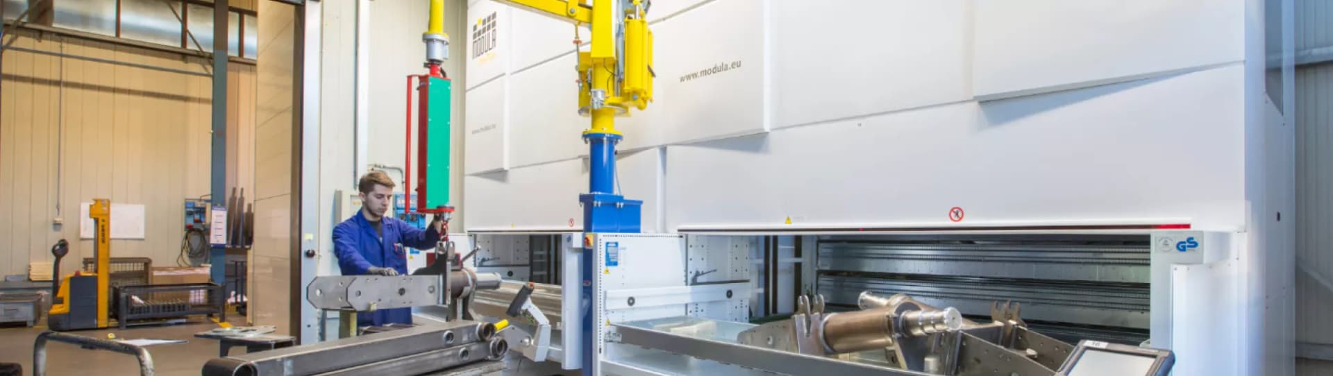 Next-Level Warehouse Automation with Modula Robotics